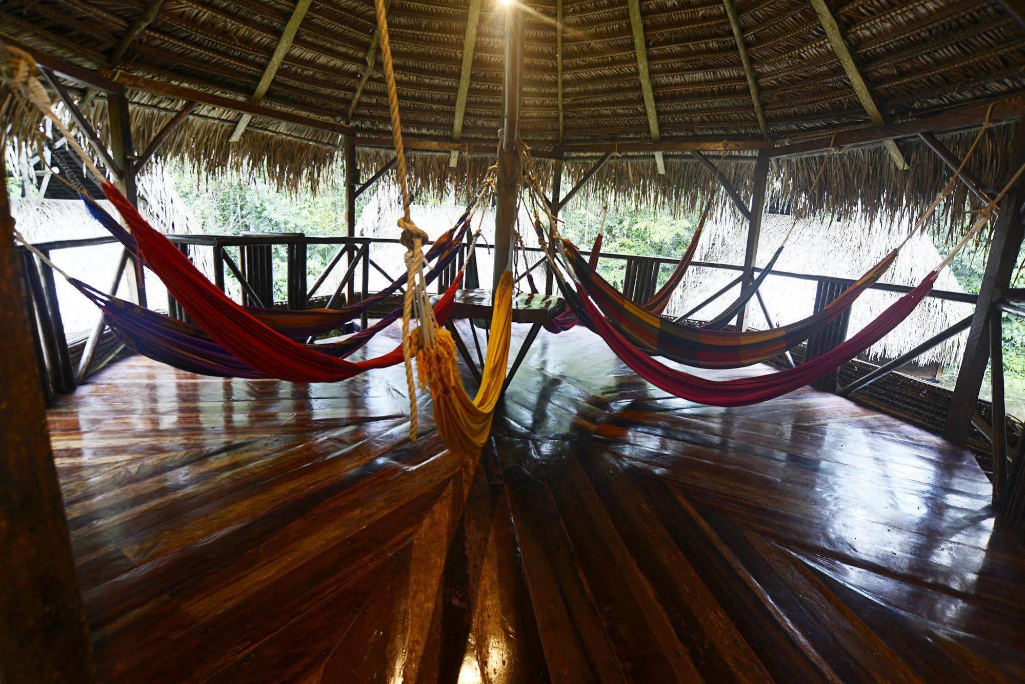 Jamu Lodge Puerto Montufar Zewnętrze zdjęcie