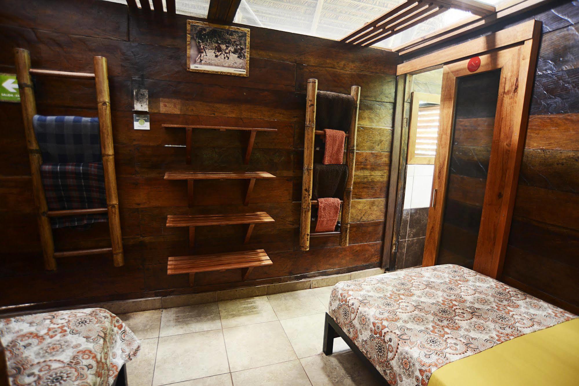 Jamu Lodge Puerto Montufar Zewnętrze zdjęcie