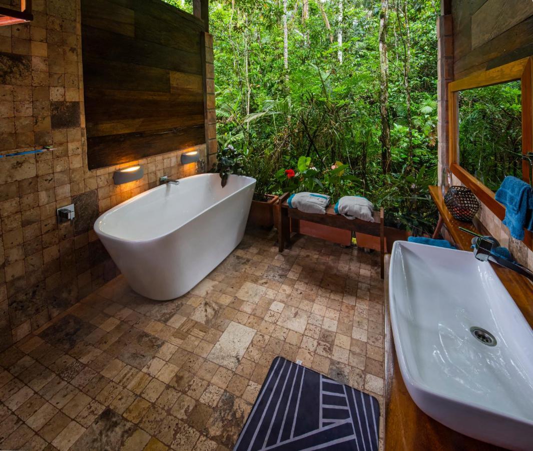 Jamu Lodge Puerto Montufar Zewnętrze zdjęcie